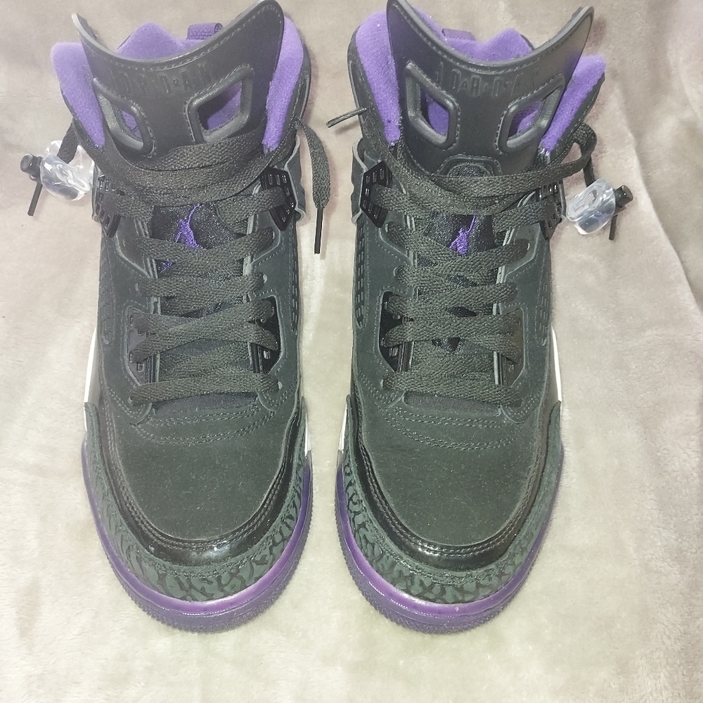 Jordan Spizike Black Court Purple Sneakers - Picture 3 of 14